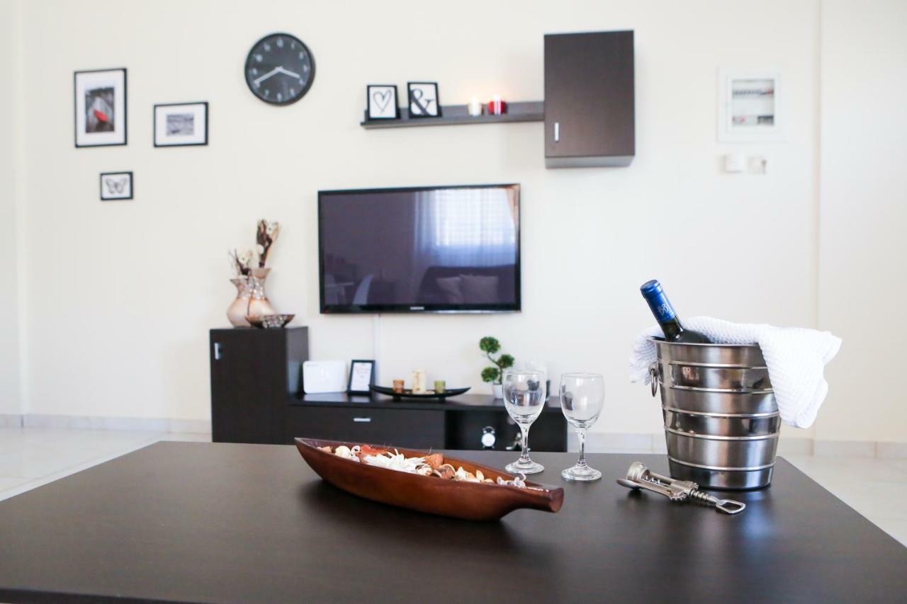 Modern And Quiet Few Minutes From The City Center Солун Екстериор снимка